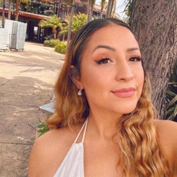 jilbab viral 2026 Surabaya  /  uncut video (2026)